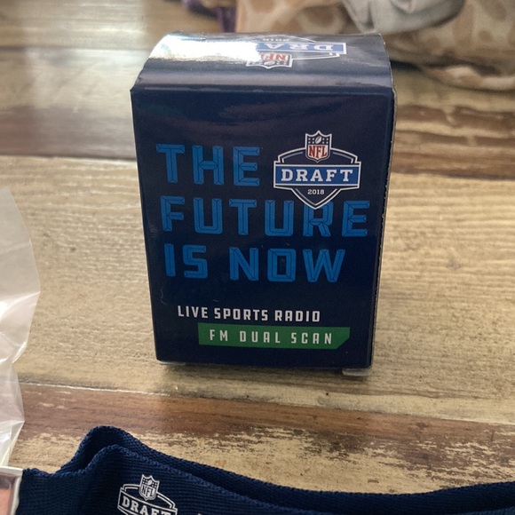 NFL DRAFT LIVE SPORTS RADIO FM DUAL SCAN! NWT! - Picture 3 of 4
